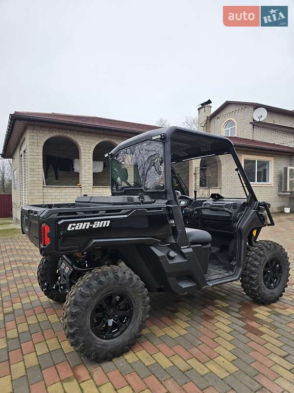 Вездеход-амфибия BRP Defender 2023 в Кропивницком фото Вездеход-амфибия BRP Defender 2023 в Кропивницком