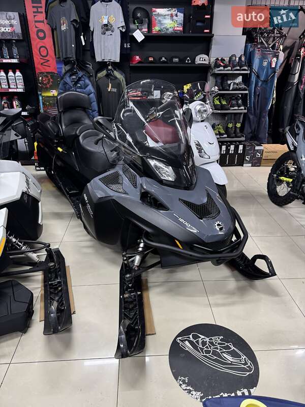 Снегоходы для охоты и рыбалки BRP Expedition 2018 в Львове