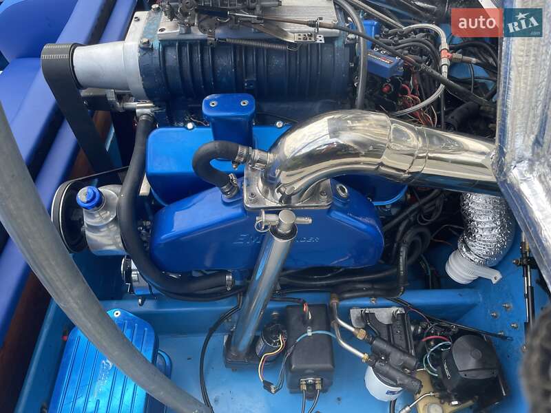 Човен BRP GTR 2006 в Києві