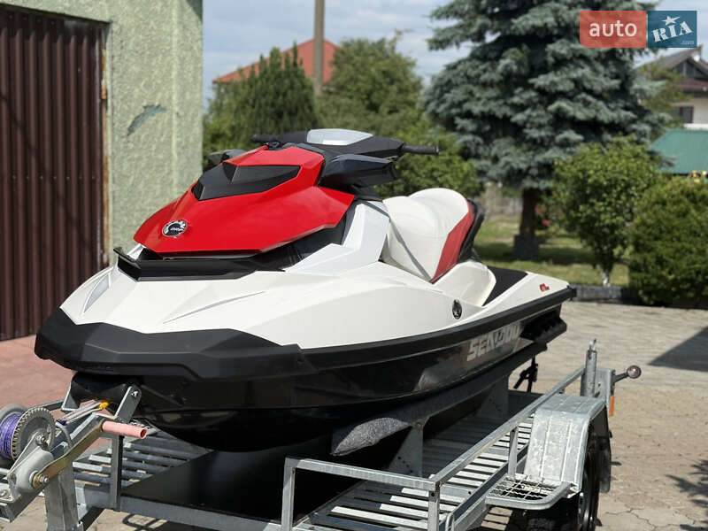 Гідроцикл туристичний BRP GTS 2011 в Новояворівську