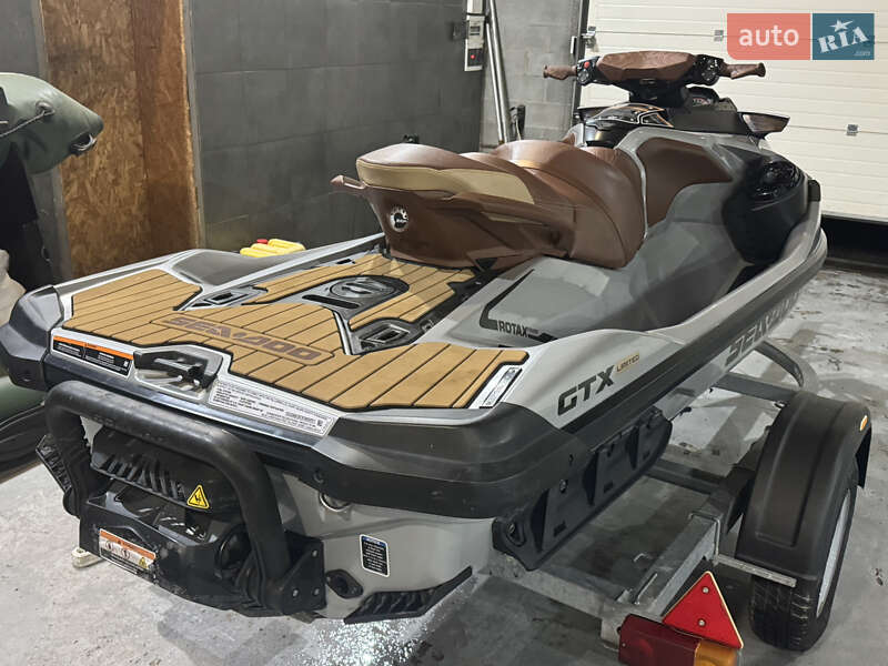 Гідроцикл туристичний BRP GTX 2018 в Дніпрі