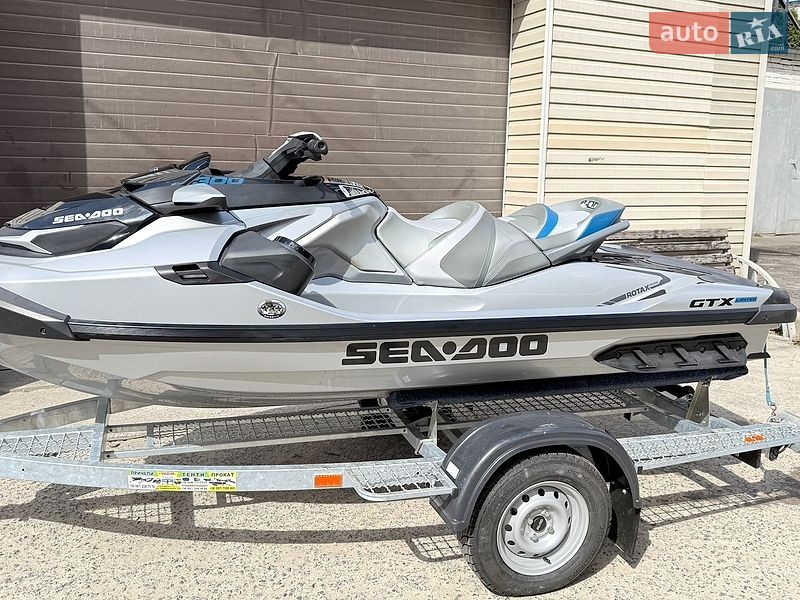 Гидроцикл туристический BRP GTX 2022 в Лебедине