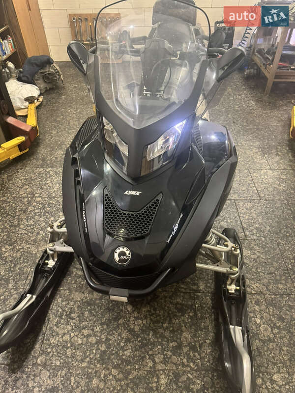 Снегоходы для охоты и рыбалки BRP Lynx 2011 в Киеве