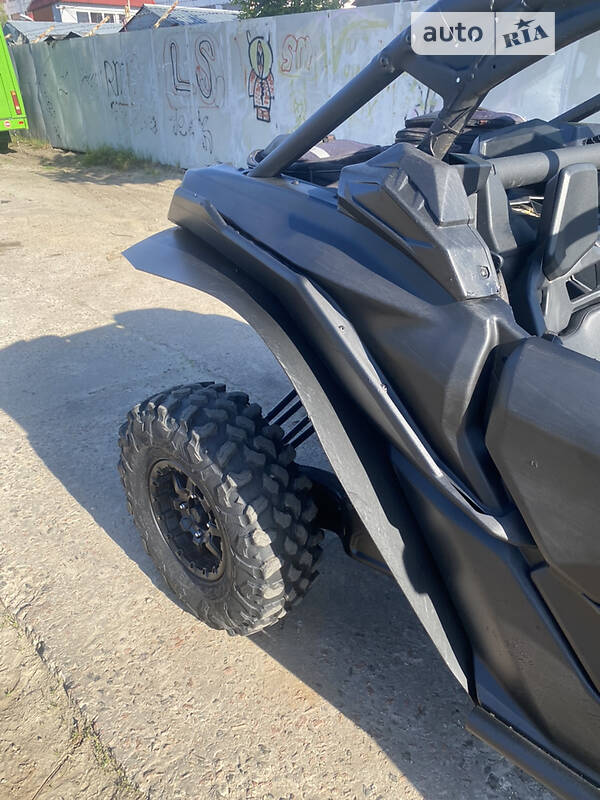 Квадроцикл спортивный BRP Maverick X3 2017 в Киеве