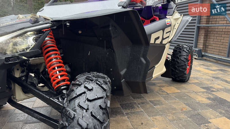 Вездеход-амфибия BRP Maverick X3 2021 в Ирпене