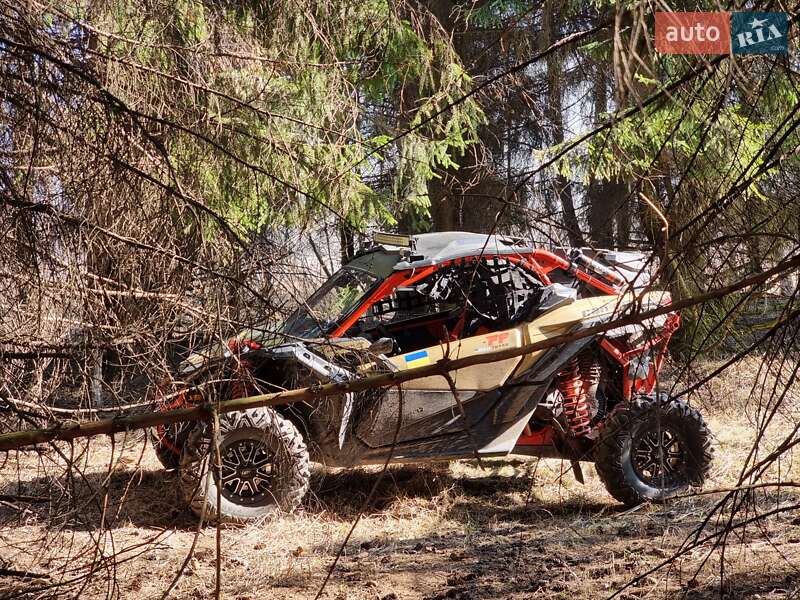 Квадроцикл утилітарний BRP Maverick X3 2017 в Києві
