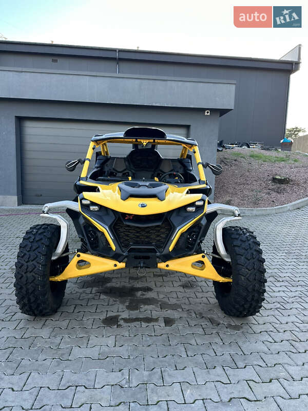 Мотовездеход BRP Maverick X3 2024 в Вышгороде
