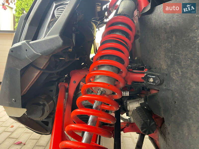 Мотовездеход BRP Maverick X3 2017 в Киеве фото 14 Мотовездеход BRP Maverick X3 2017 в Киеве