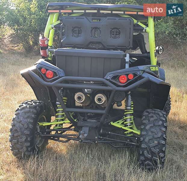 Квадроцикл  утилитарный BRP Maverick 2015 в Кривом Роге