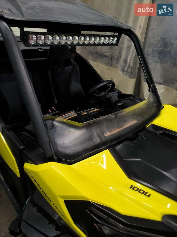 Мотовездеход BRP Maverick 2018 в Львове