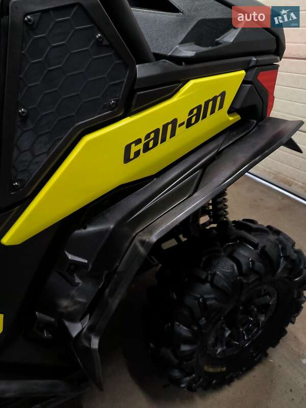 Мотовездеход BRP Maverick 2018 в Львове