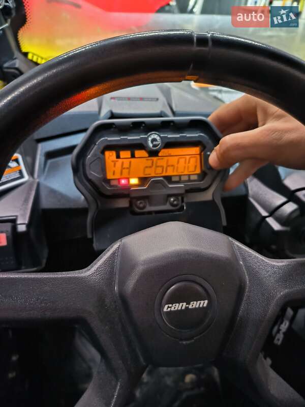 Мотовездеход BRP Maverick 2018 в Львове