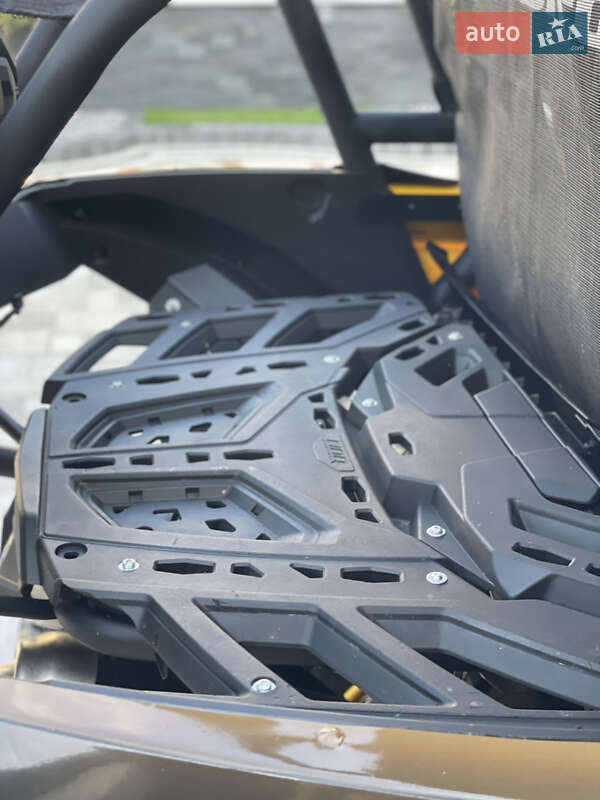 Квадроцикл  утилитарный BRP Maverick 2016 в Виноградове