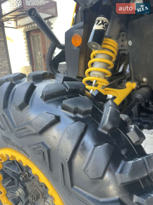 Квадроцикл  утилитарный BRP Maverick 2016 в Виноградове