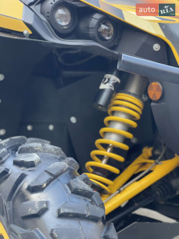 Квадроцикл  утилитарный BRP Maverick 2016 в Виноградове