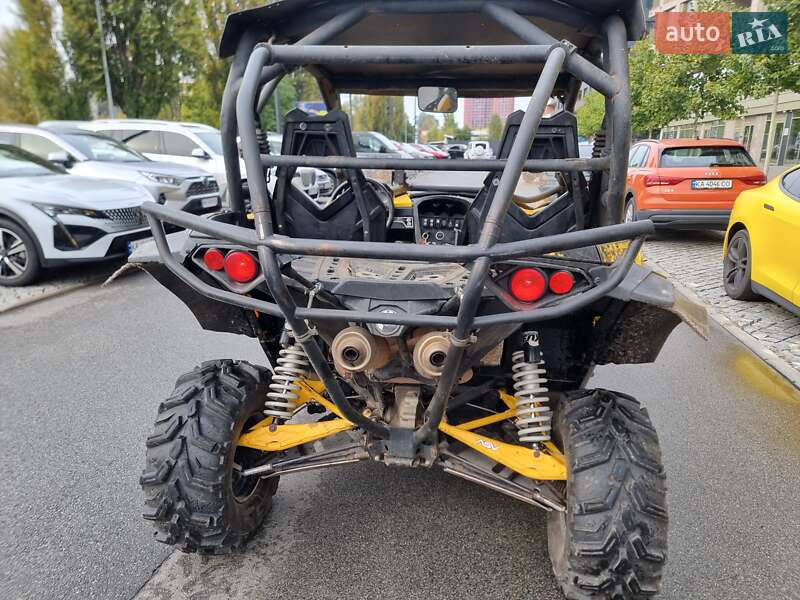 Квадроцикл  утилитарный BRP Maverick 2013 в Киеве