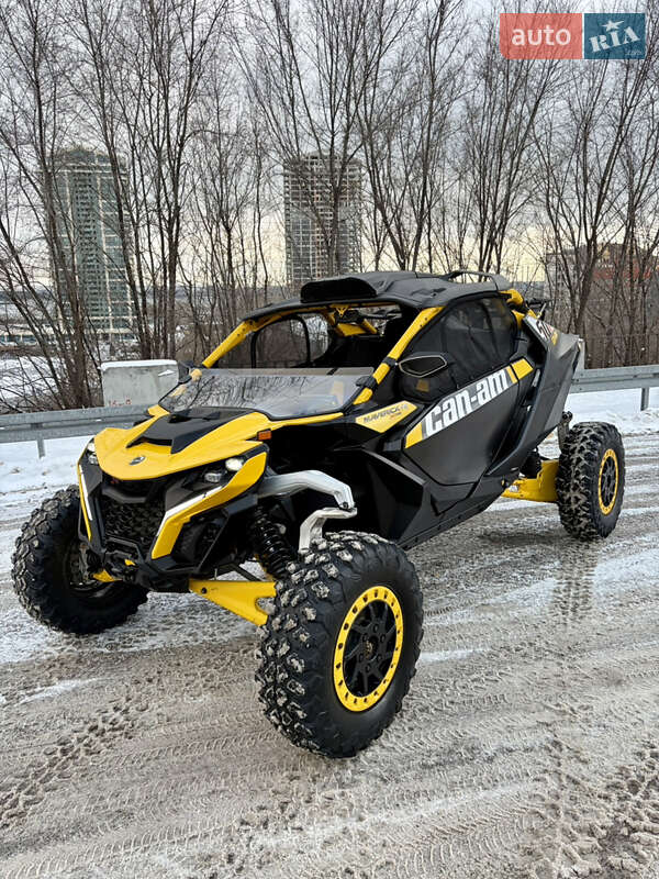 Мотовсюдиход BRP Maverick 2024 в Дніпрі