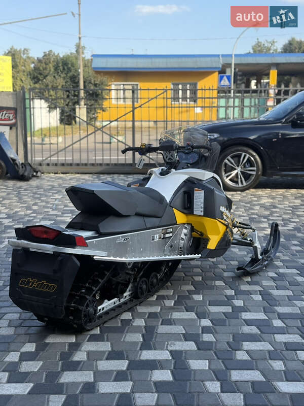 Снігоходи для полювання та рибалки BRP MXZ 2011 в Києві