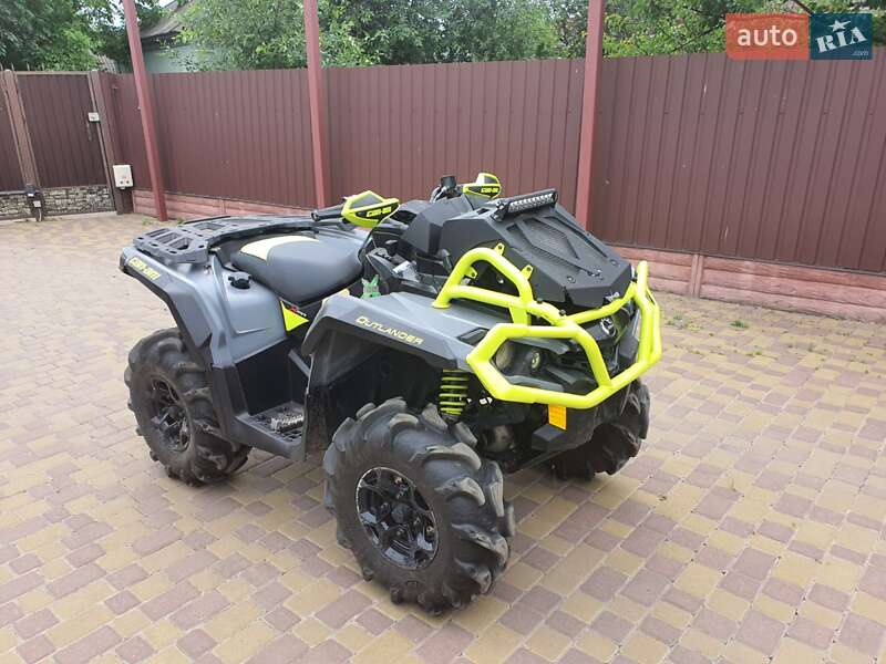 BRP Outlander 2020