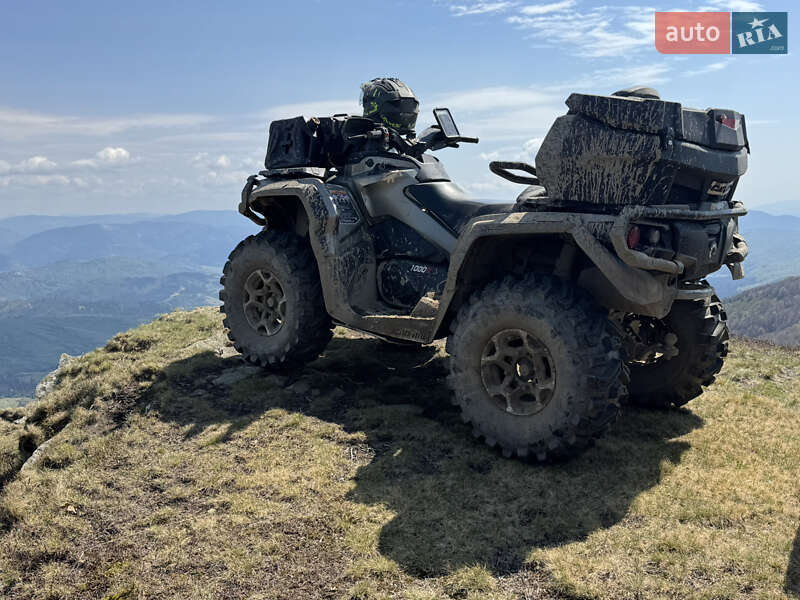 Квадроцикл спортивний BRP Outlander 2015 в Мукачевому