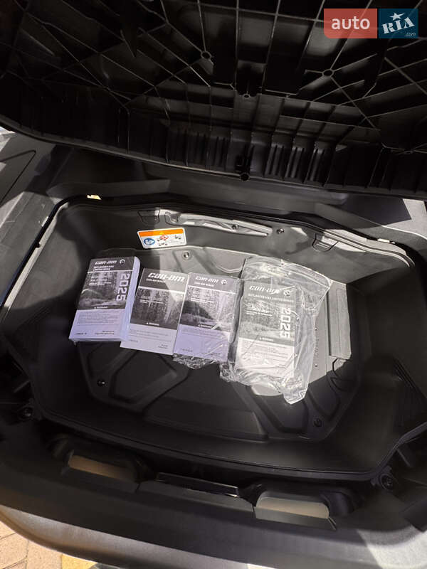 Квадроцикл  утилитарный BRP Outlander 2025 в Львове