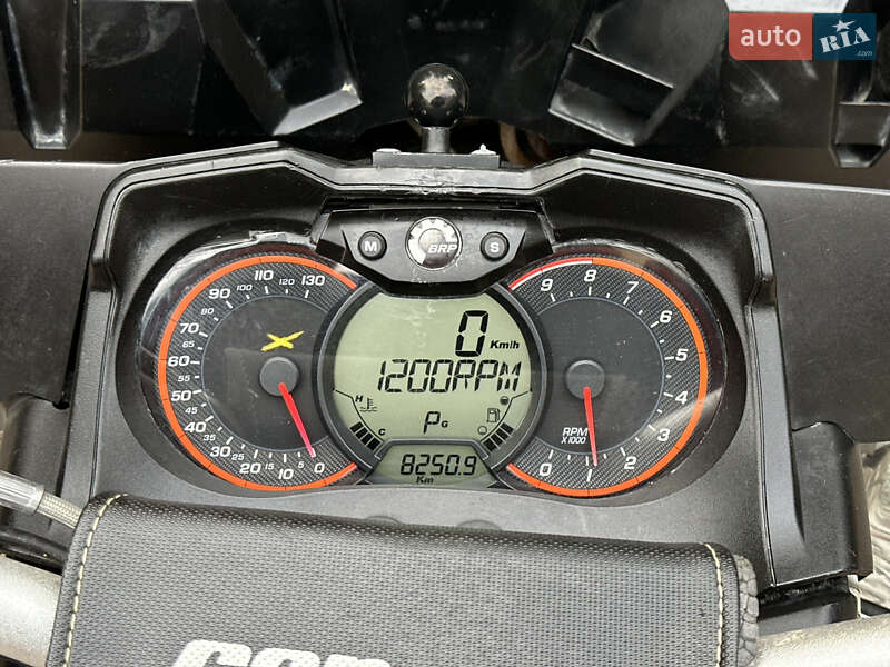 Квадроцикл  утилитарный BRP Outlander 2014 в Ужгороде