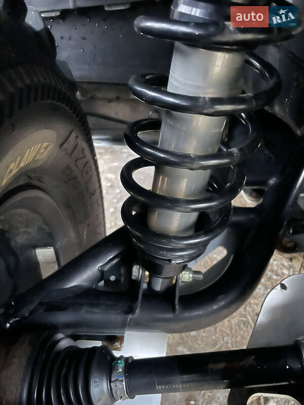 Квадроцикл  утилитарный BRP Outlander 2012 в Харькове