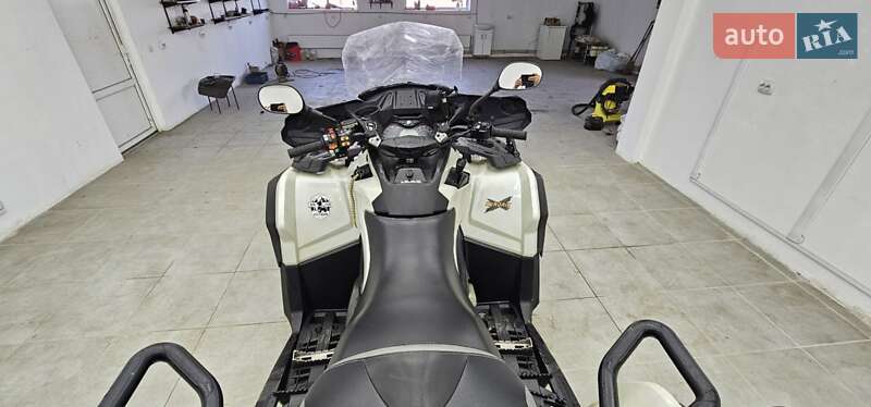 Квадроцикл  утилитарный BRP Outlander 2014 в Хусте