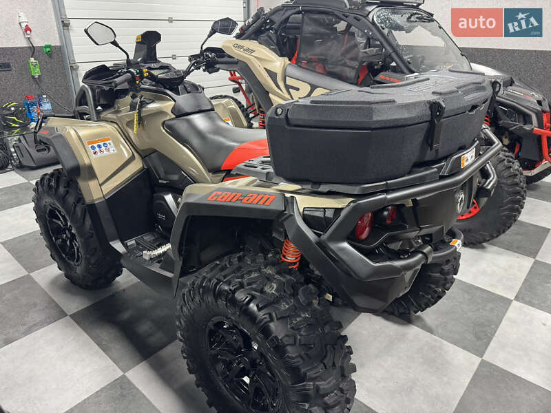 Квадроцикл  утилитарный BRP Outlander 2021 в Киеве
