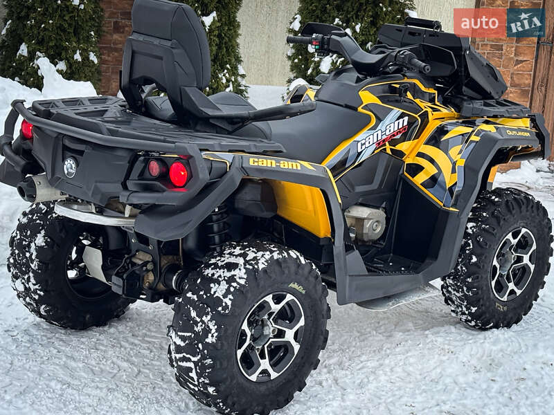 Квадроцикл  утилитарный BRP Outlander 2016 в Ужгороде