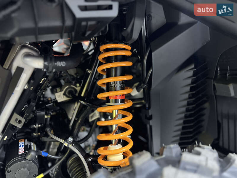 Квадроцикл утилітарний BRP Outlander 2025 в Києві