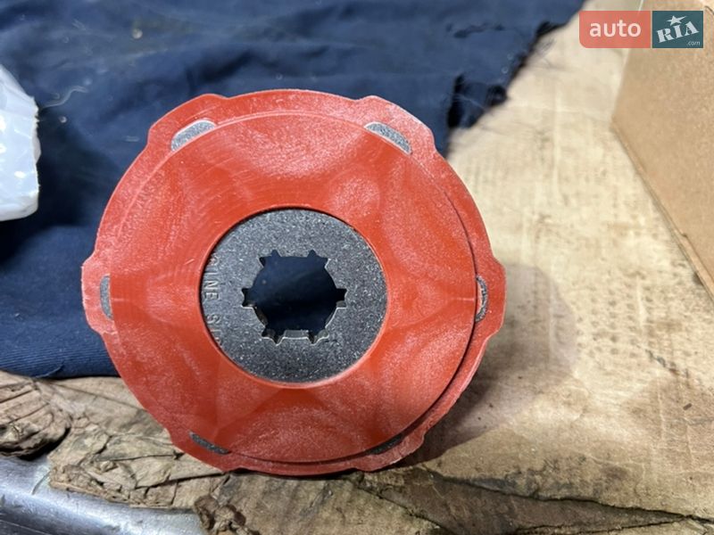 Квадроцикл утилитарный BRP Outlander 2014 в Вижнице фото 27 Квадроцикл утилитарный BRP Outlander 2014 в Вижнице