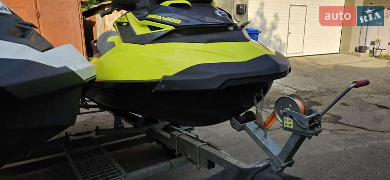 Гидроцикл спортивный BRP RXP 2017 в Киеве