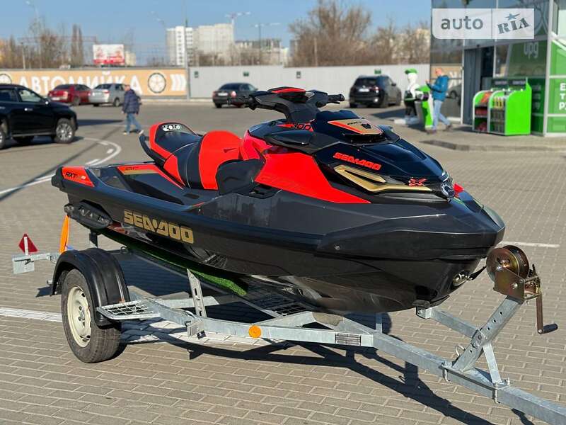 Гидроцикл спортивный BRP RXT-X 2020 в Черкассах