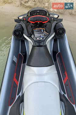 Гідроцикл туристичний BRP RXT-X 2024 в 