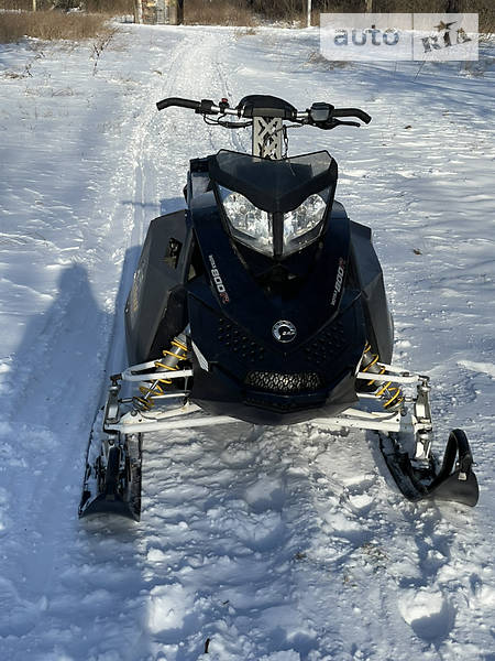 Спортивные снегоходы BRP Ski-Doo 2008 в Коломые