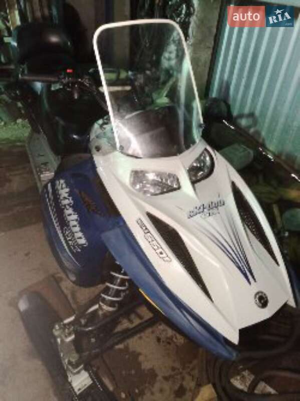 Снігоходи для полювання та рибалки BRP Ski-Doo 2005 в Дніпрі