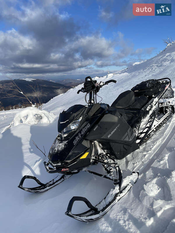 Спортивные снегоходы BRP Ski-Doo 2019 в Ужгороде