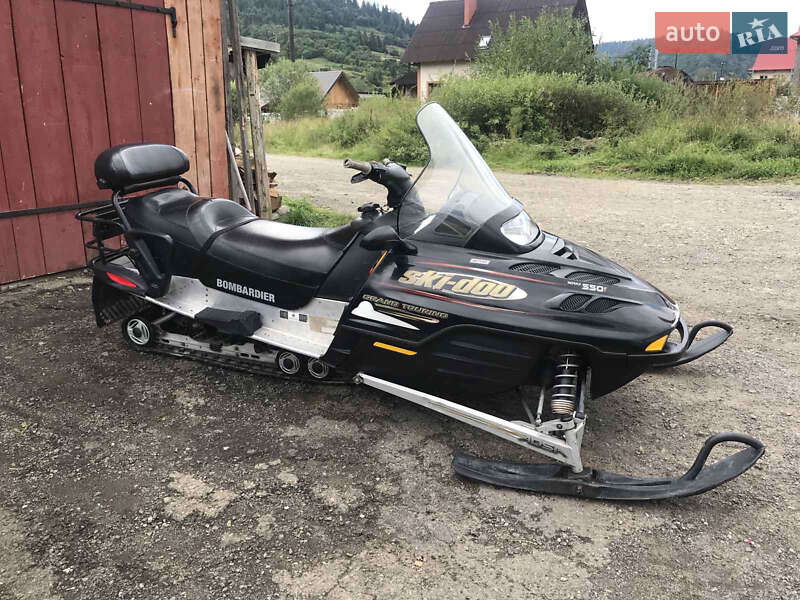 Снегоходы для охоты и рыбалки BRP Ski-Doo 2004 в Сколе фото Снегоходы для охоты и рыбалки BRP Ski-Doo 2004 в Сколе