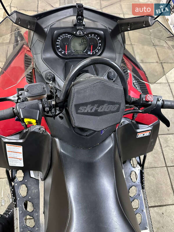 Снігоходи для полювання та рибалки BRP Ski-Doo 2010 в Люботині