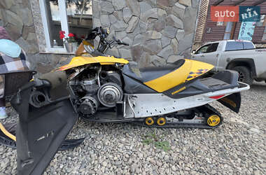 Утилітарні снігоходи BRP Ski-Doo 2010 в 