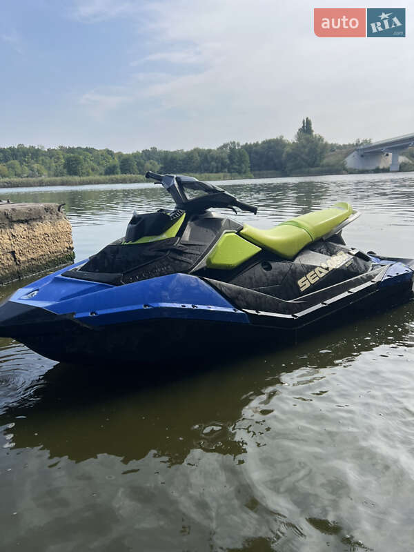 Гідроцикл спортивний BRP Spark 2021 в Тульчині