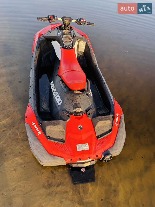 Гідроцикл спортивний BRP Spark 2017 в Києві