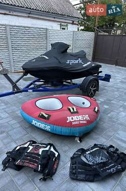 Гідроцикл спортивний BRP Spark 2017 в 