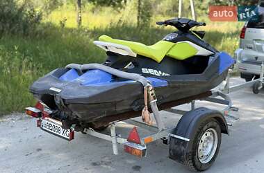 Гідроцикл спортивний BRP Spark 2021 в 