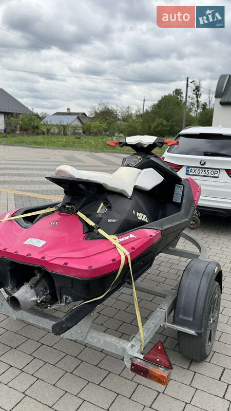 Гідроцикл спортивний BRP Spark 2016 в Львові