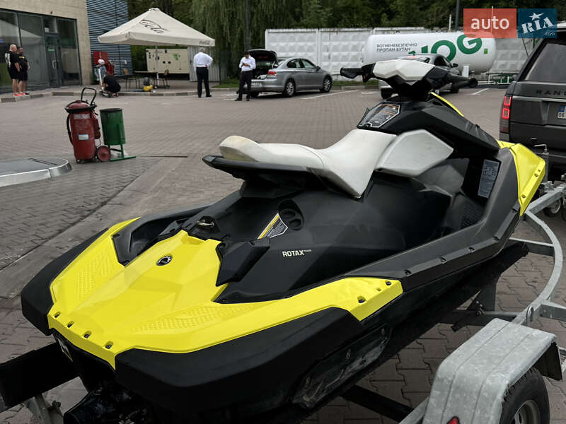 Гідроцикл спортивний BRP Spark 2016 в Житомирі