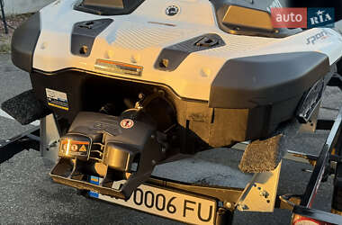 Гідроцикл спортивний BRP Spark 2025 в 