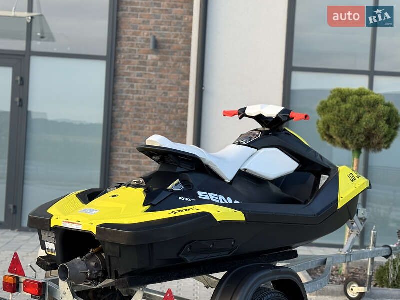 Гидроцикл спортивный BRP Spark 2016 в Тернополе