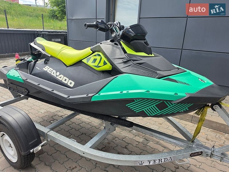 Гидроцикл спортивный BRP Spark 2020 в Киеве